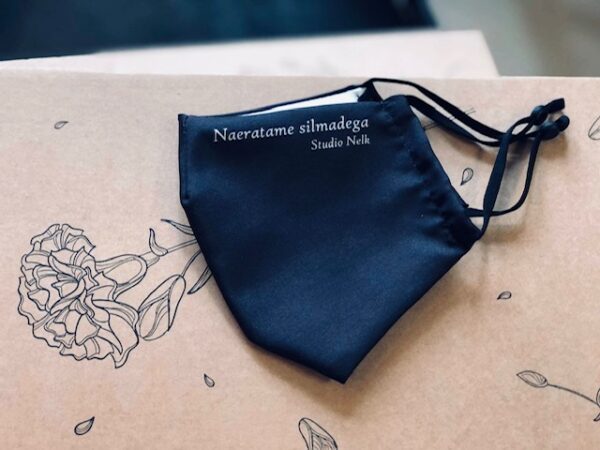 Näomask "Naeratame silmadega"